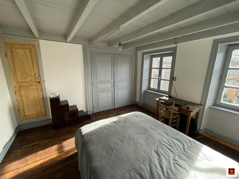 Maison ancienne - 140 m² - 6 pièces