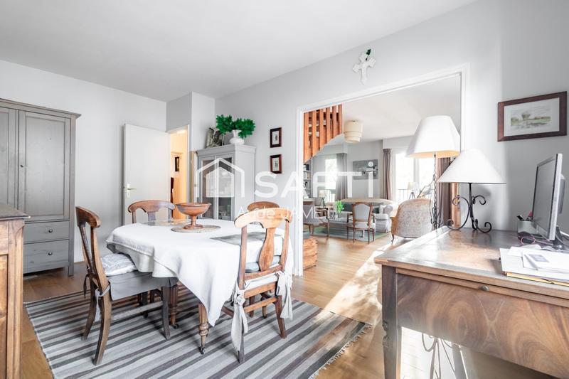 Appartement - 168 m² - 7 pièces