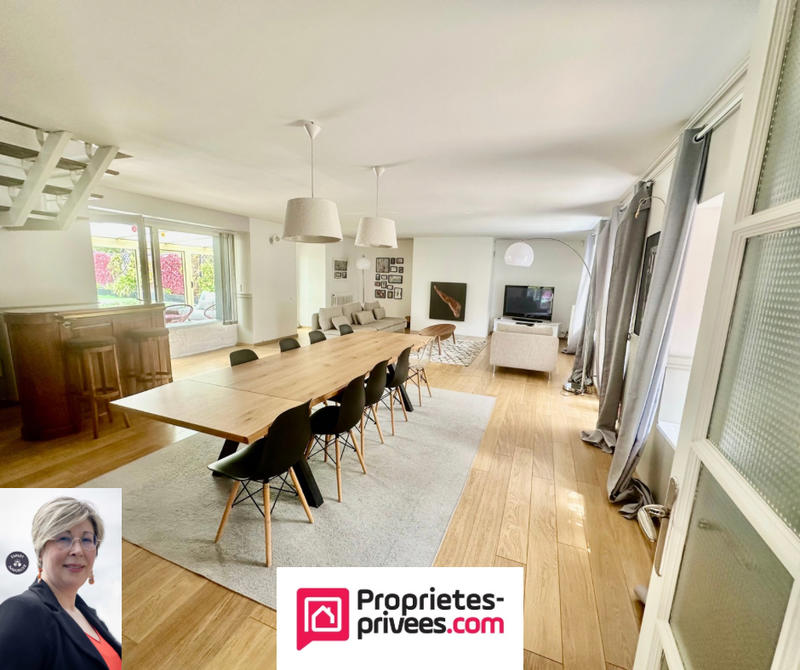 Maison - 232 m² - 6 pièces