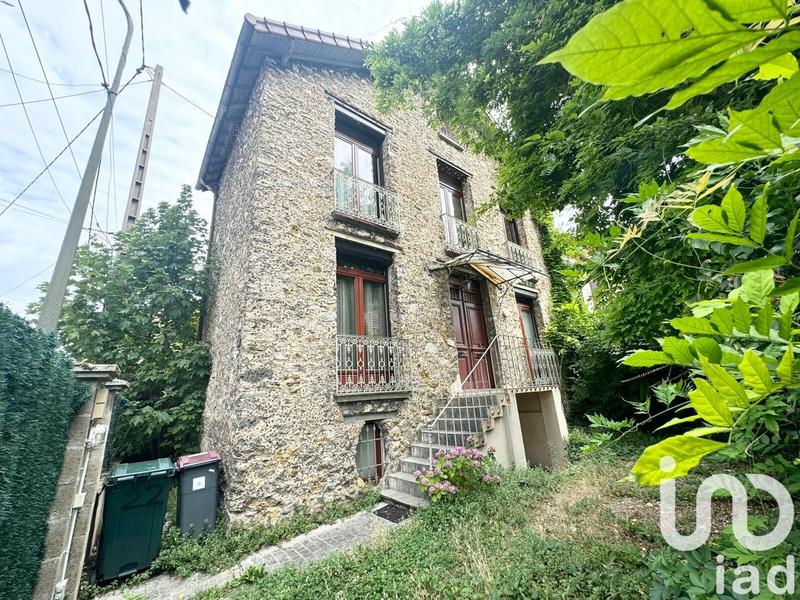 Maison - 107 m² - 5 pièces