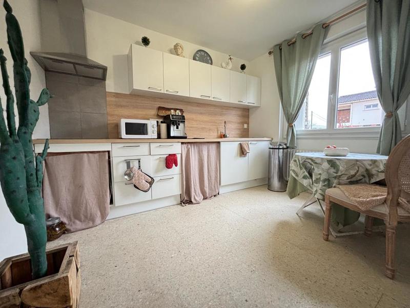 Maison - 85 m² - 4 pièces