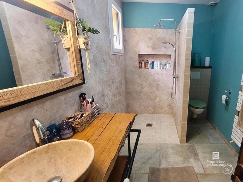 Maison - 211 m² - 9 pièces