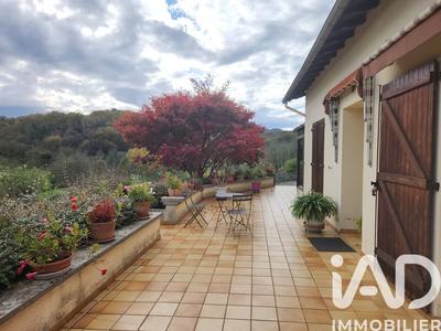 Maison - 146 m² - 8 pièces