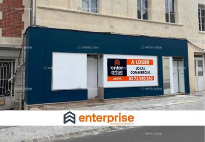 Local commercial - 112 m²