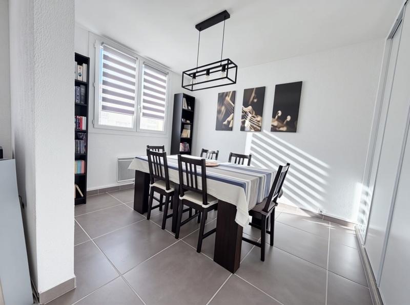 Appartement - 65 m² - 4 pièces