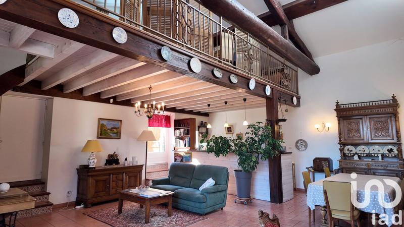 Maison - 380 m² - 9 pièces