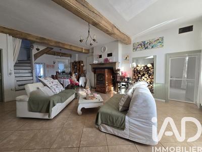 Maison de village - 212 m² - 7 pièces