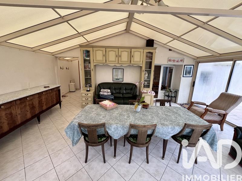 Maison - 174 m² - 8 pièces