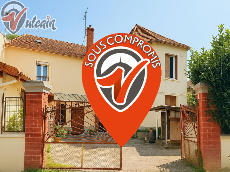 Maison - 229 m² - 10 pièces