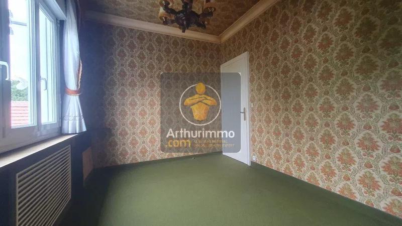 Maison - 137 m² - 9 pièces