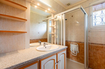 Maison - 64 m² - 4 pièces