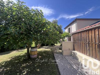 Maison - 238 m² - 6 pièces