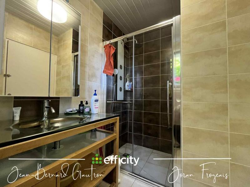 Maison - 135 m² - 8 pièces