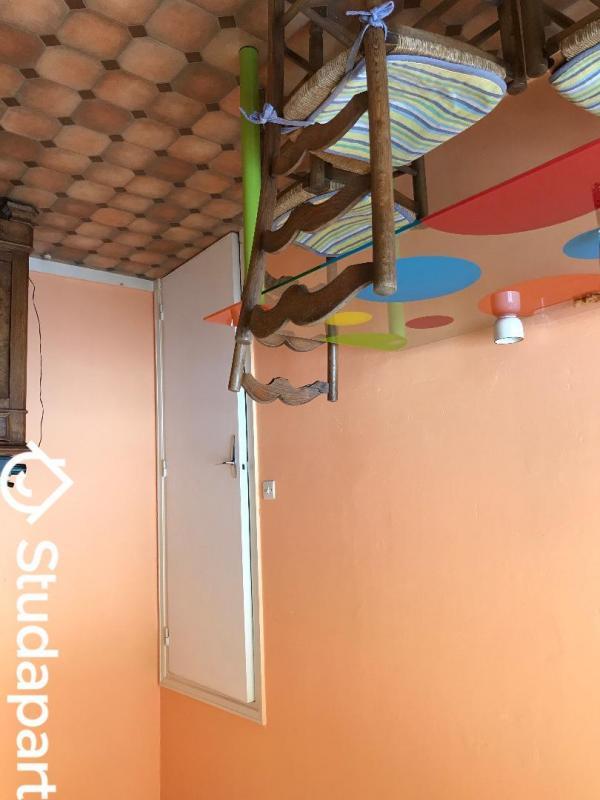 Chambre - 13 m² - 1 pièce