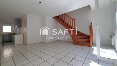 Maison - 90 m² - 4 pièces