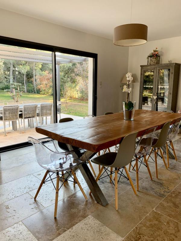 Maison - 230 m² - 8 pièces