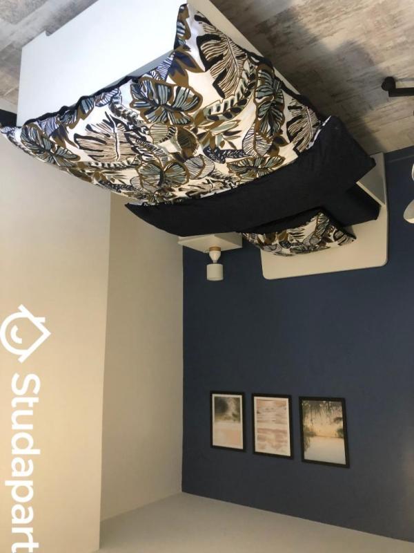 Chambre - 15 m² - 1 pièce