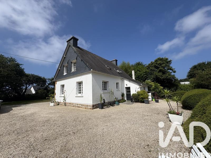 Maison - 128 m² - 7 pièces