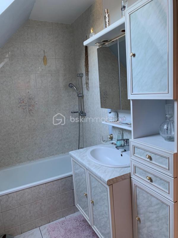 Maison - 145 m² - 8 pièces