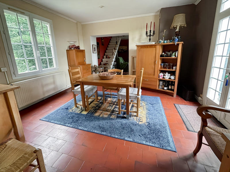 Maison - 140 m² - 5 pièces