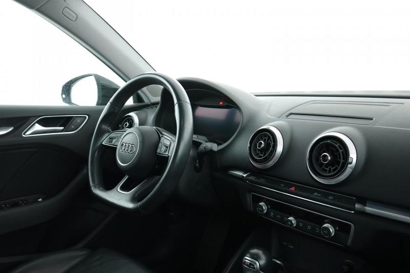 Audi A3 sportback 35 Tdi Design luxe s tronic 7 150 ch