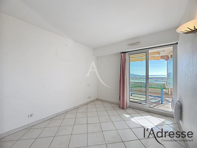 Appartement - 104 m² - 4 pièces