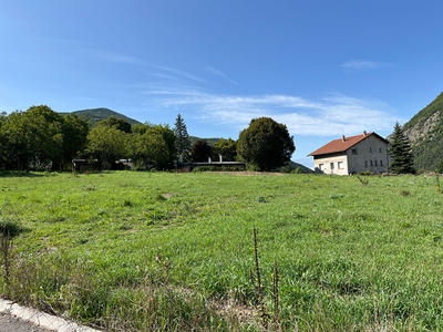 Terrain - 695 m²