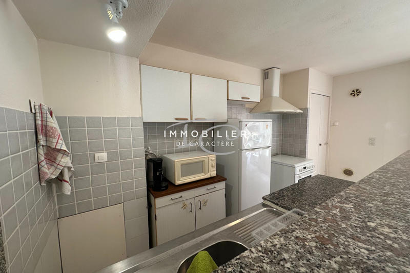 Maison - 300 m² - 14 pièces