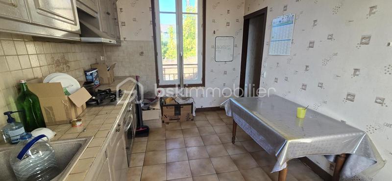 Maison ancienne - 384 m² - 7 pièces