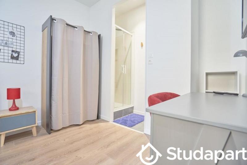 Chambre - 13 m² - 1 pièce