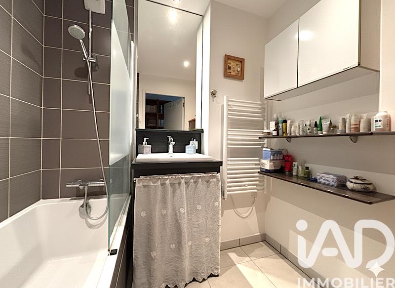 Appartement - 93 m² - 4 pièces