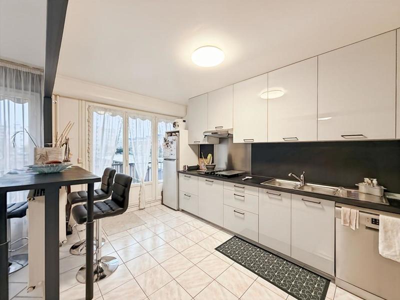 Appartement - 85 m² - 4 pièces