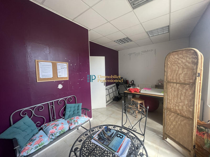 Local commercial - 44 m² - 2 pièces