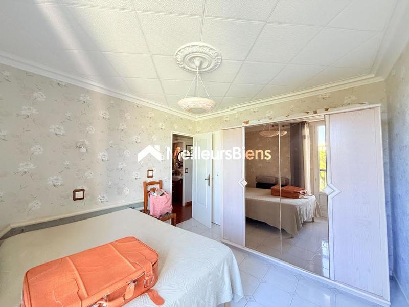 Appartement - 77 m² - 4 pièces