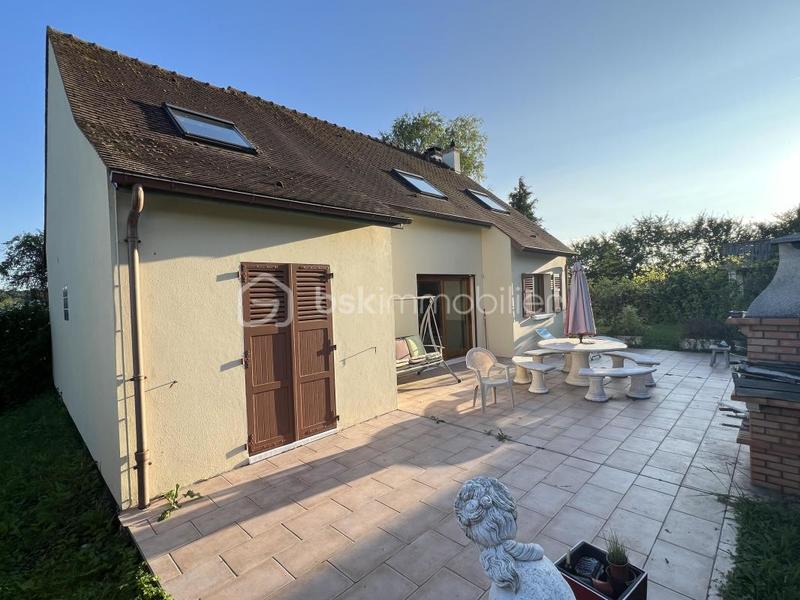 Maison - 145 m² - 7 pièces