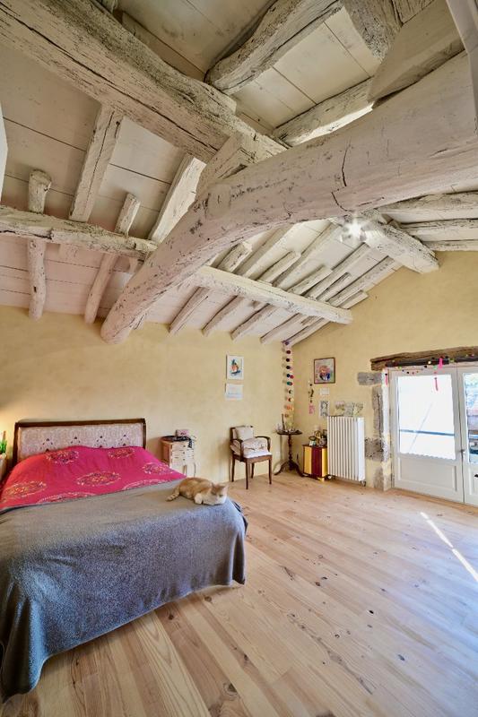 Maison de domaine - 760 m² - 16 pièces