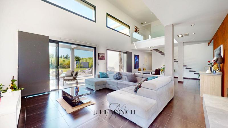 Villa - 206 m² - 5 pièces