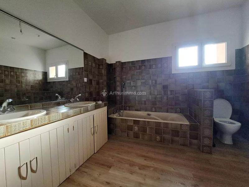 Appartement - 112 m² - 3 pièces