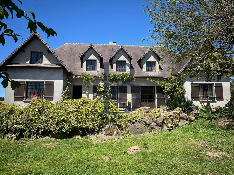 Maison - 165 m² - 7 pièces