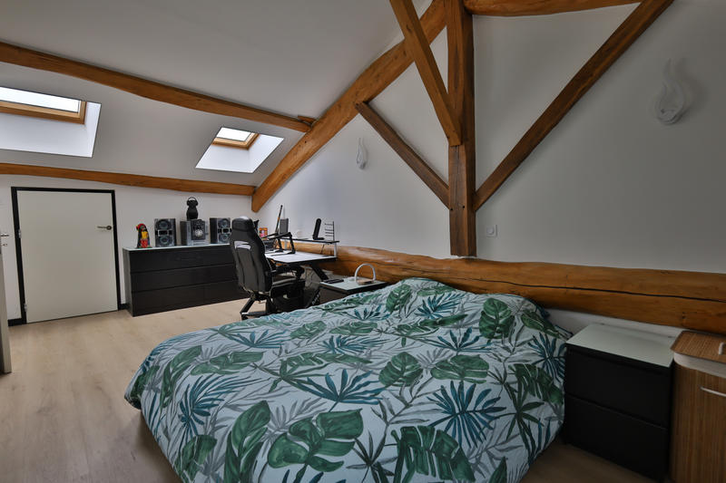 Triplex - 95 m² - 4 pièces