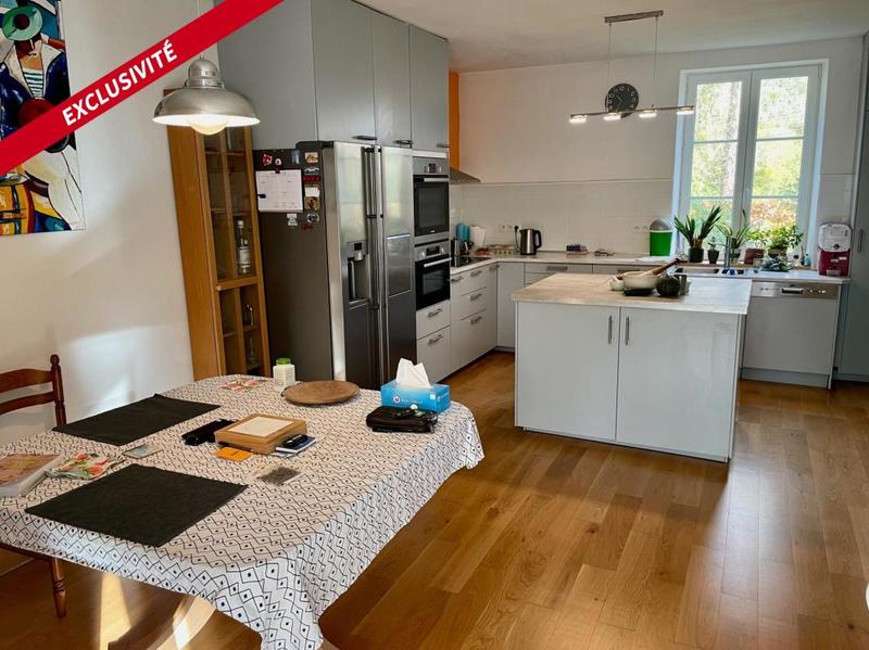 Maison - 162 m² - 7 pièces