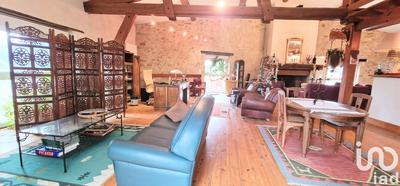 Maison - 161 m² - 3 pièces