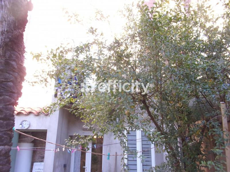 Immeuble - 207 m² - 14 pièces