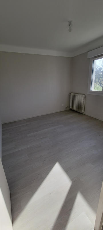 Maison - 94 m² - 5 pièces