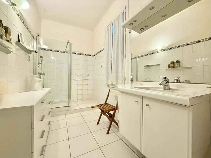 Appartement - 112 m² - 4 pièces