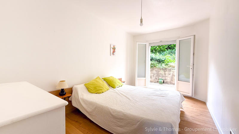 Maison - 370 m² - 14 pièces