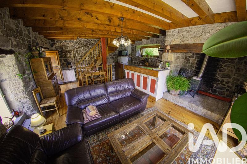 Maison - 195 m² - 8 pièces