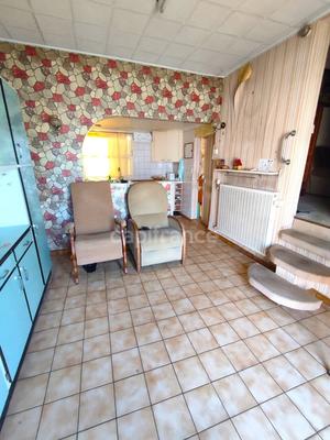 Maison - 60 m² - 4 pièces