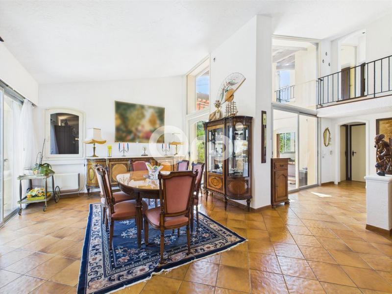 Maison - 192 m² - 5 pièces