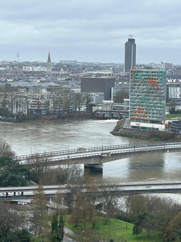 Appartement - 81 m² - 4 pièces